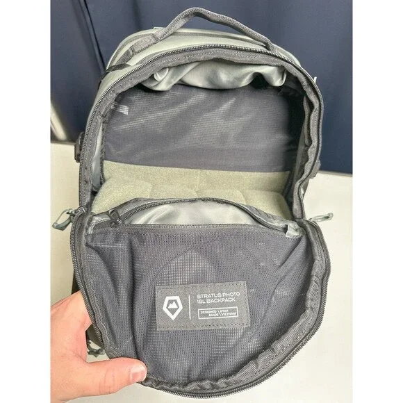 Wandrd Stratus Photo 18L Backpack (Excellent) - Wasatch Green